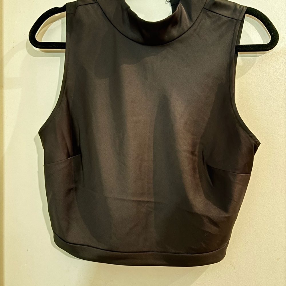 Guess Black Crop Tank Top with Sleeveless Design and Mandarin Collar